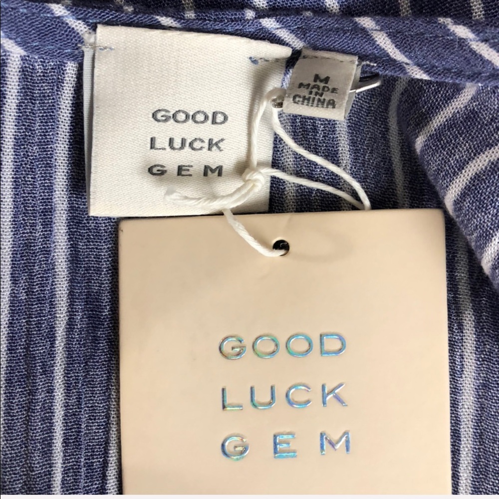 NWT🦋Good Luck Gem Ties Cold Shoulder Top🦋 - Picture 7 of 7